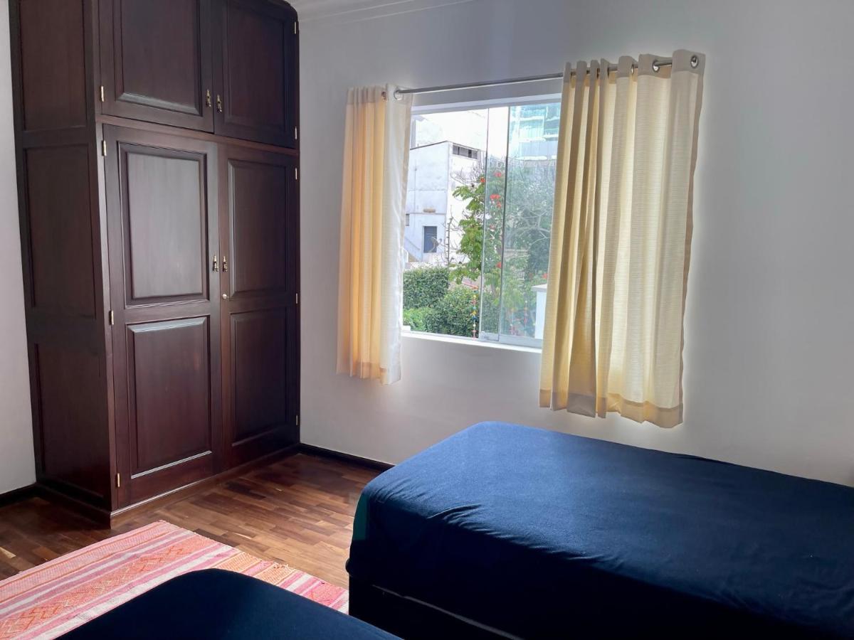 Casaroma Hostels Lima Luaran gambar